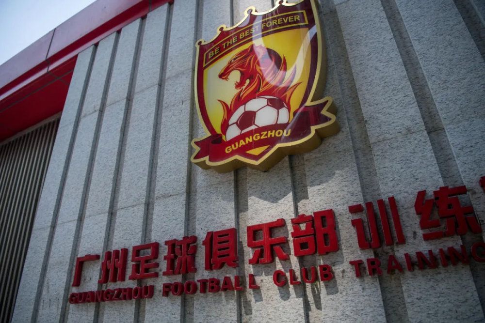 恩比德29分钟34+10+6刷纪录哈登离开后他更强了　76人对决奇才，整场比赛，恩比德火力全开。